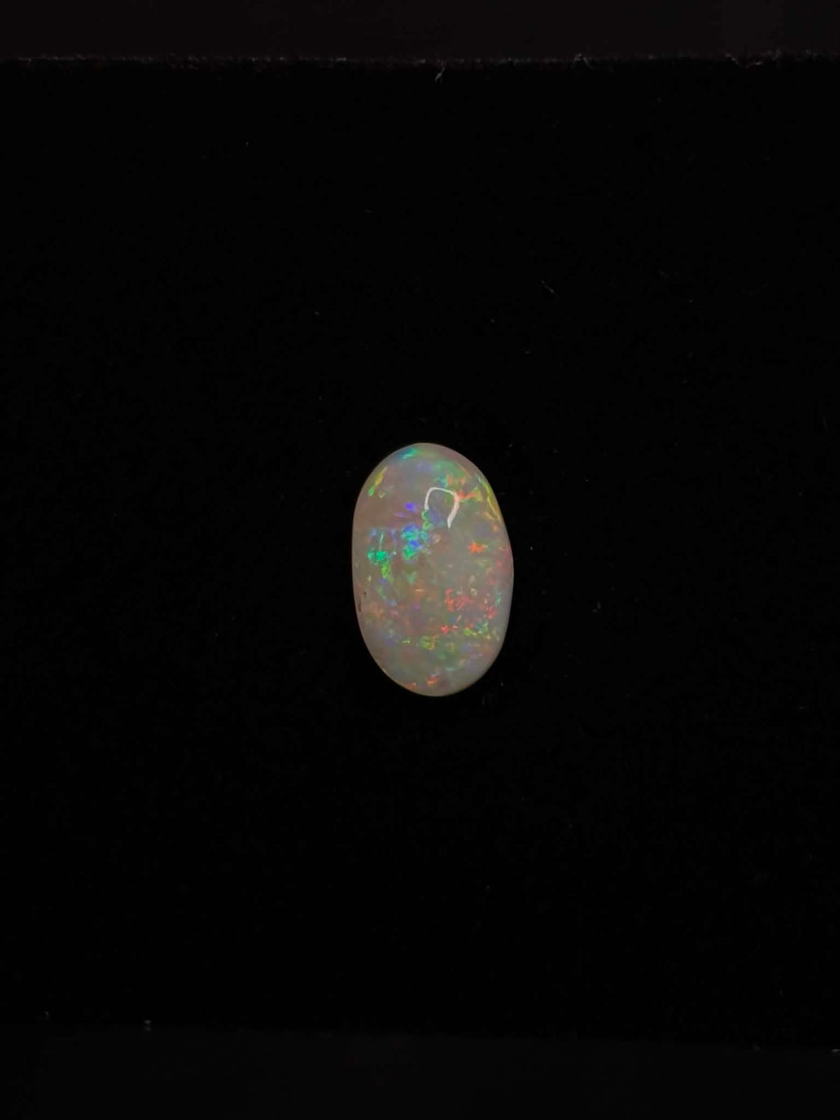 1.7ct Coober Pedy Australian White Opal, Oval Cut