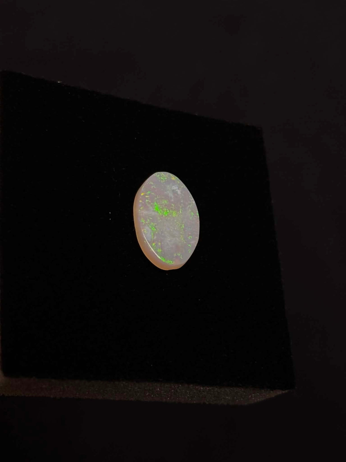 3.45ct Lightning Ridge Opal, Oval Cut